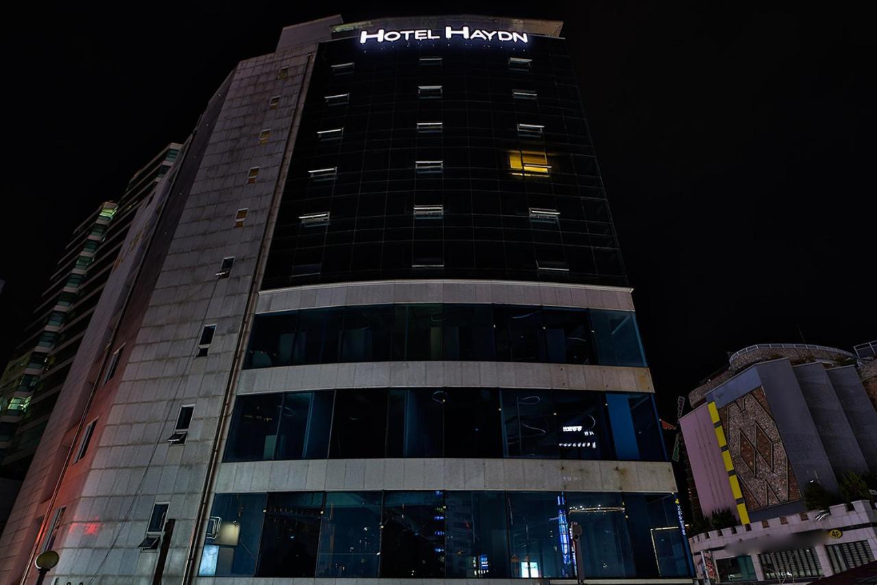 Hotel Haydn ปูซาน ภายนอก รูปภาพ