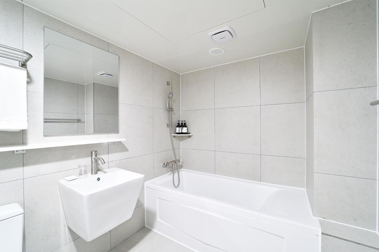 Hotel Haydn ปูซาน ภายนอก รูปภาพ