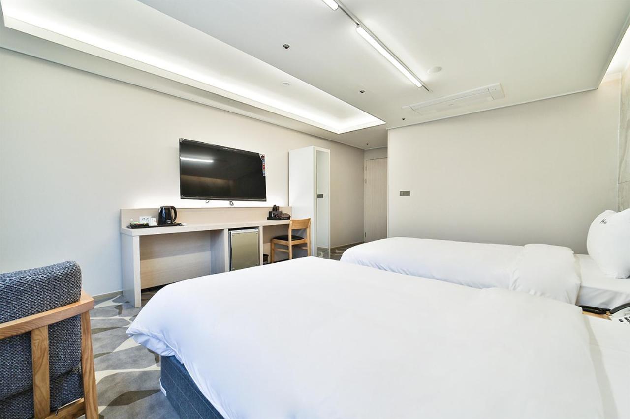 Hotel Haydn ปูซาน ภายนอก รูปภาพ