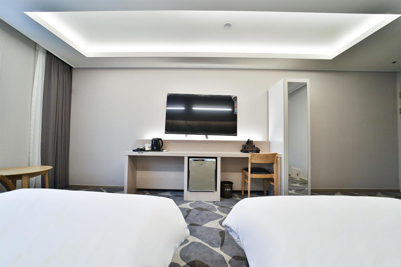 Hotel Haydn ปูซาน ภายนอก รูปภาพ